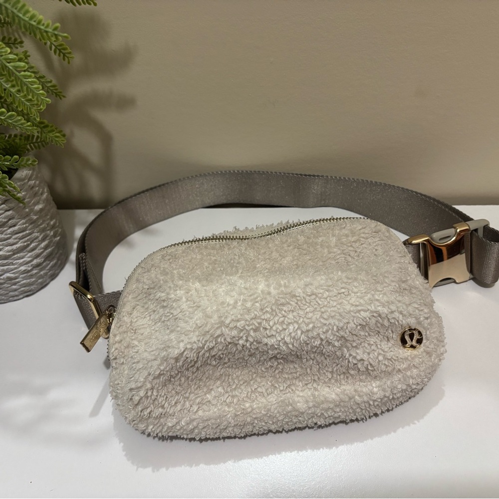 Lululemon Athletica Cream Sherpa Crossbody Bag